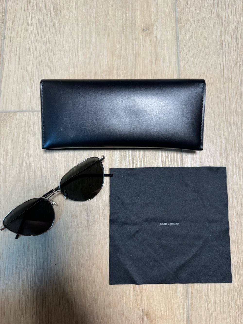 Saint Laurent Cat Eye Black Silver Sunglasses With Case And Cloth - Picture 7 of 11